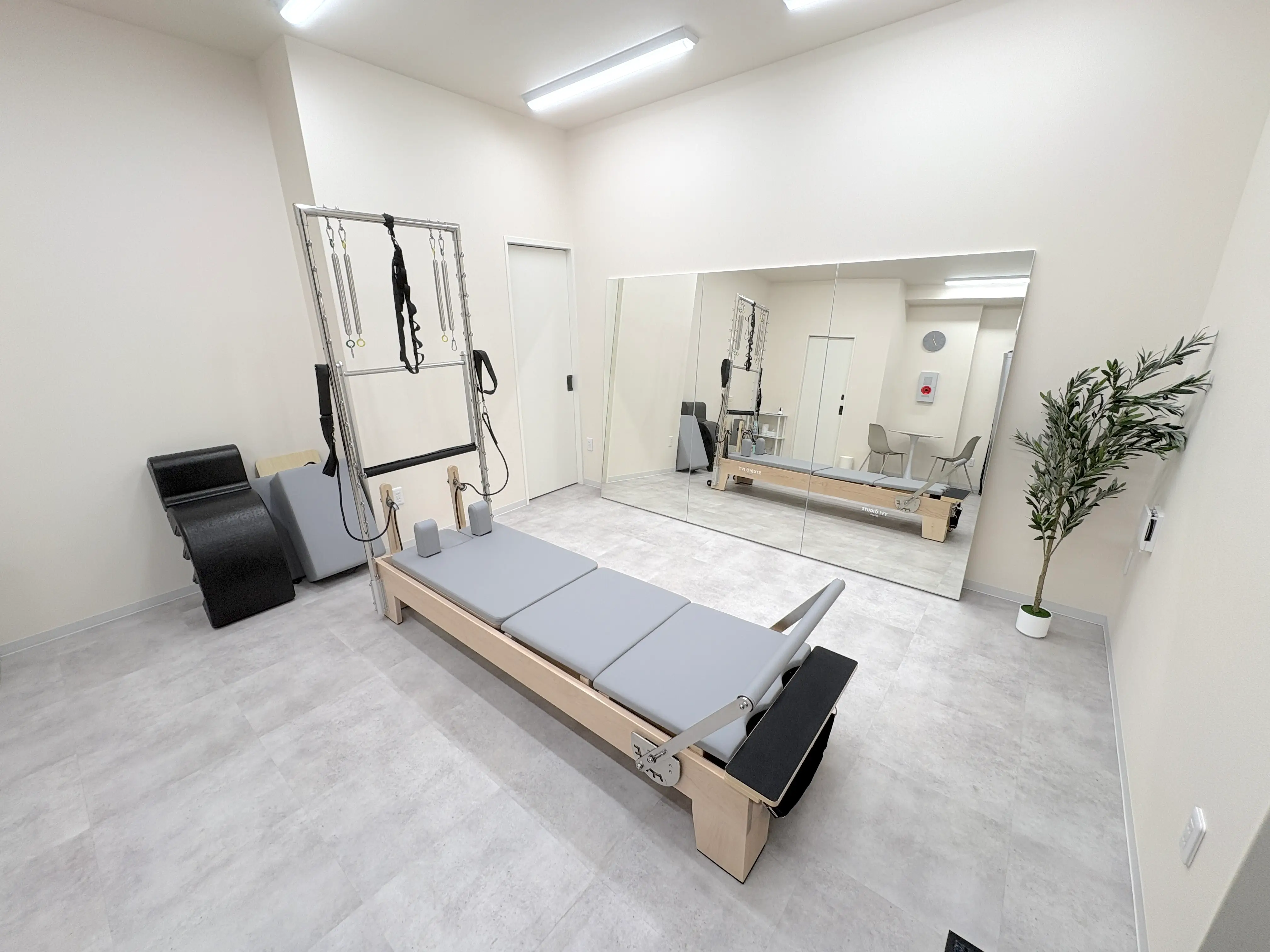 仙台店 (STUDIO IVY 公式サイトより)