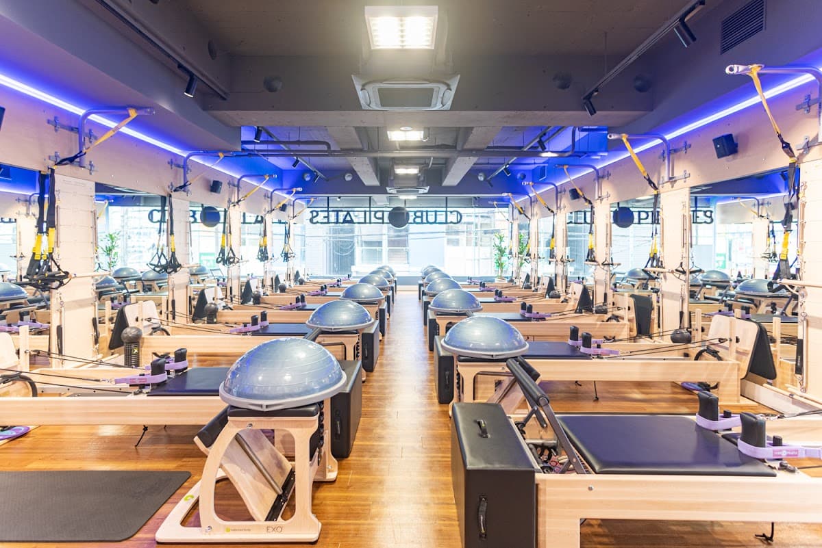 CLUB PILATES