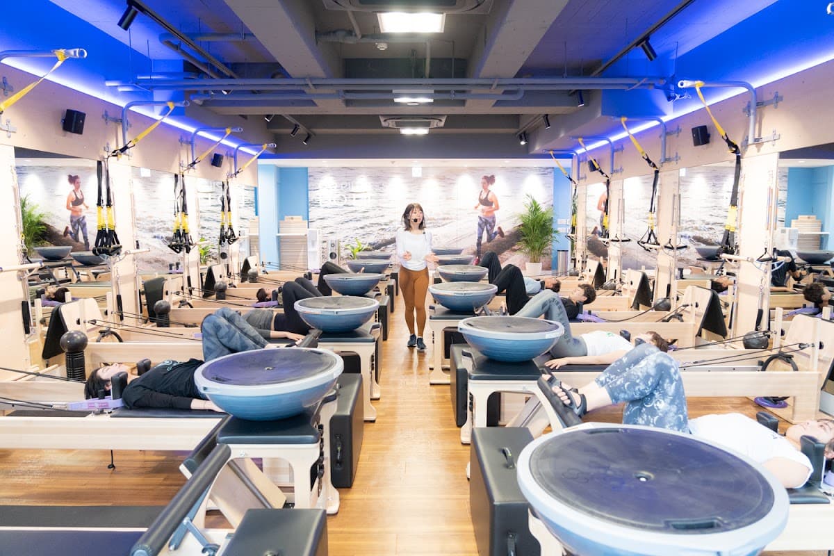 CLUB PILATES