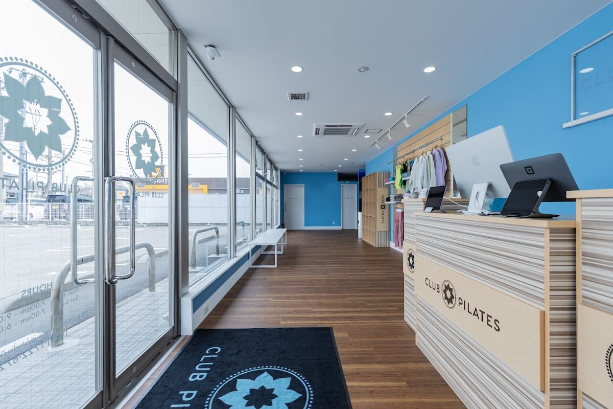CLUB PILATES