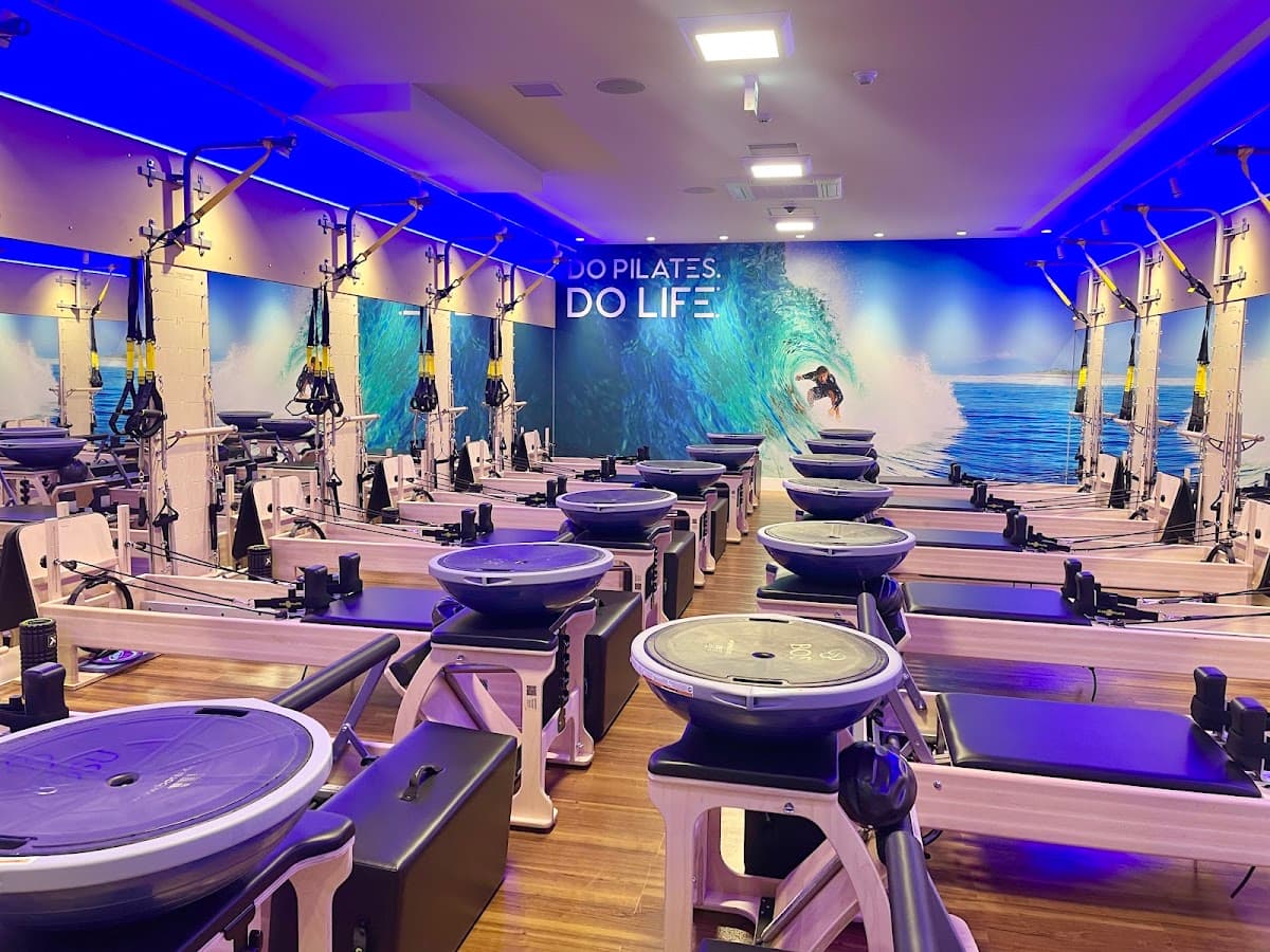 CLUB PILATES