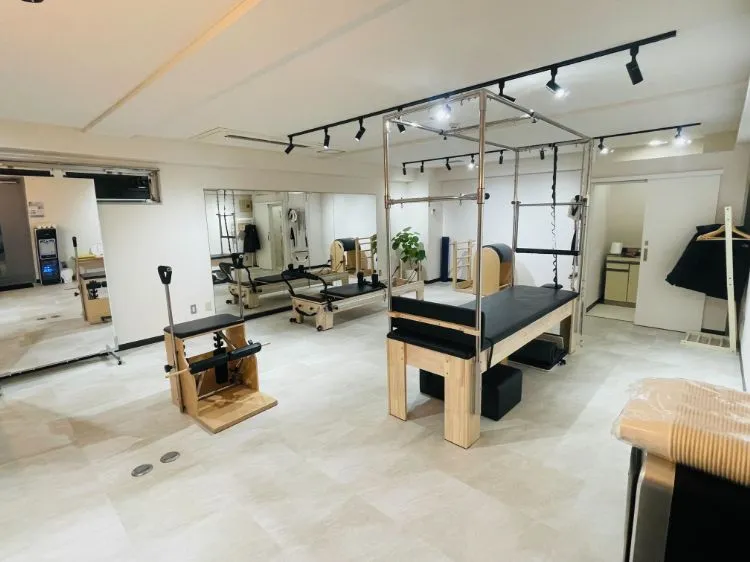 町田の|初心者大歓迎のマンツーマンレッスン 店内 (ルルト 公式サイトより)