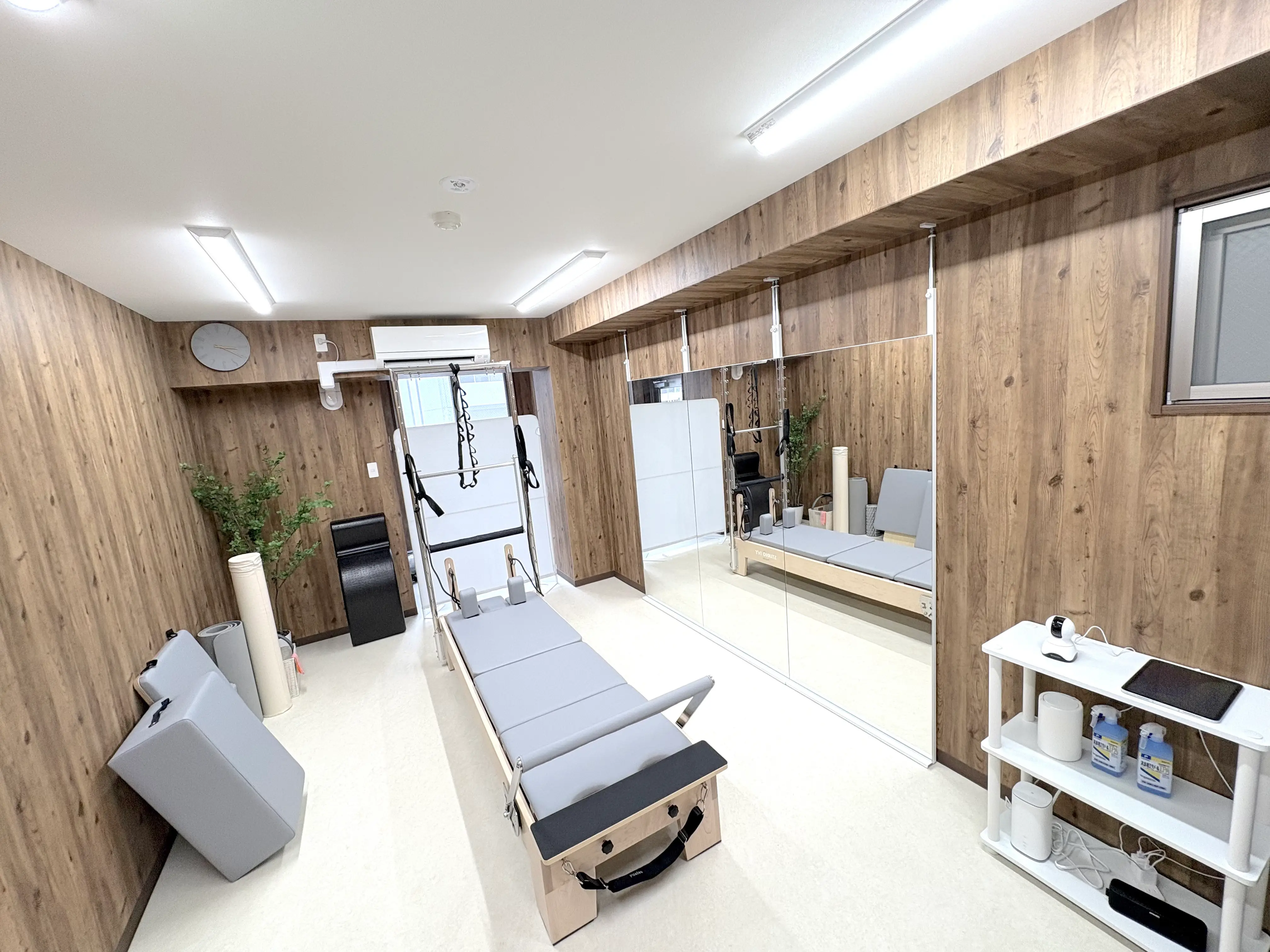 京都駅前Ⅱ店 (STUDIO IVY 公式サイトより)